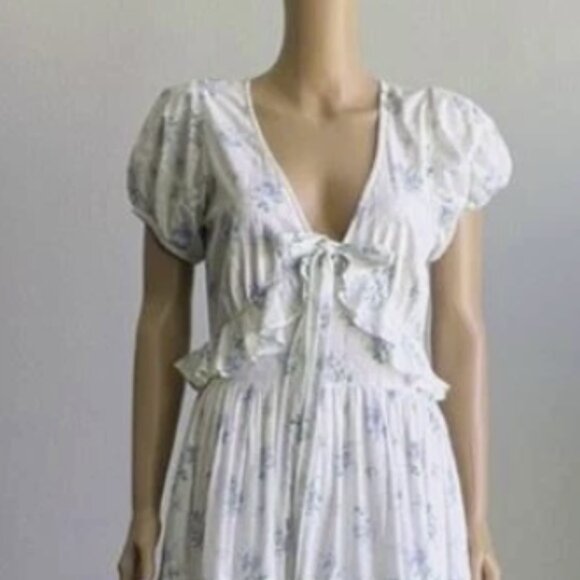 Women's Dress - Pockets, S/S, White, Green and Blue Flowers, V Neck side Zip - Picture 1 of 4